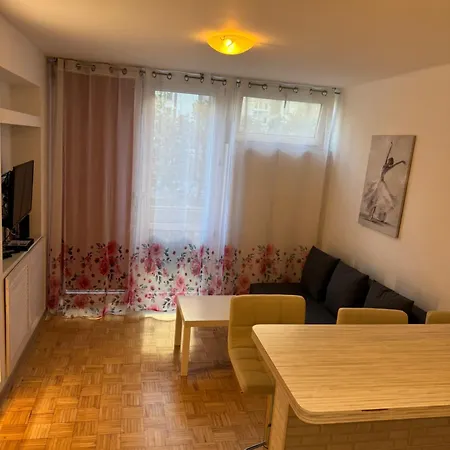 Coser Apartamenty Centrum Apartment